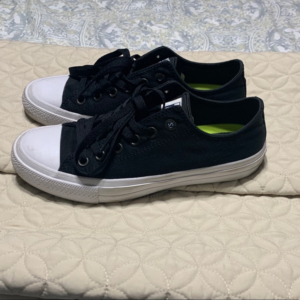 Converse All Star Chuck Taylor IIs Size 8